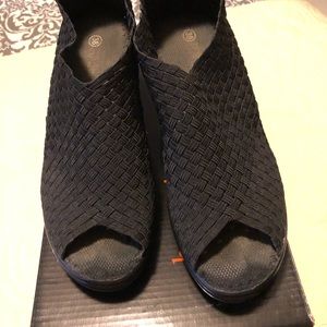 Bernie Mev Claire, pair of very comfortable shoes.